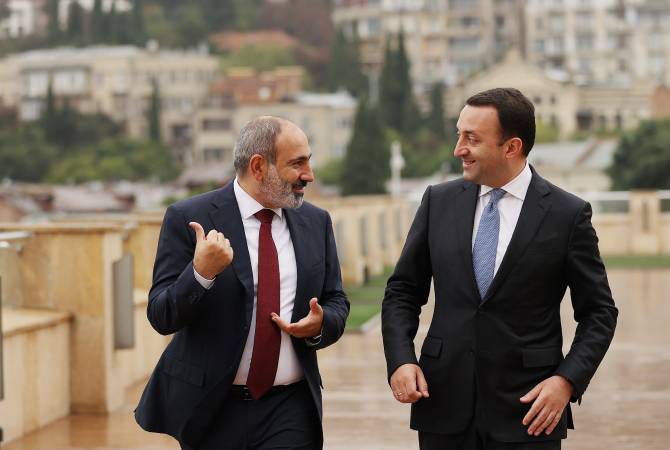 Armenian, Georgian PMs assess bilateral negotiations as productive