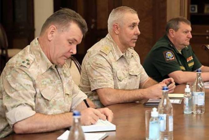 В  Баку Мурадов представил  Гасанову  нового командующего российским миротворческим 
контингентом 