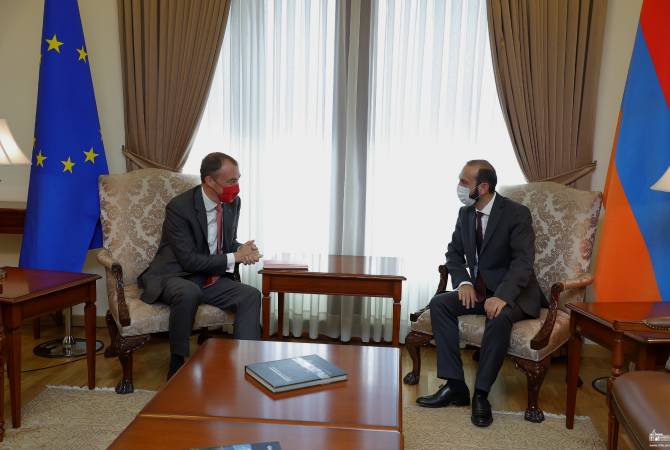 Le Ministre arménien des Affaires étrangères et le Représentant spécial de l'UE discutent de la 
sécurité régionale 