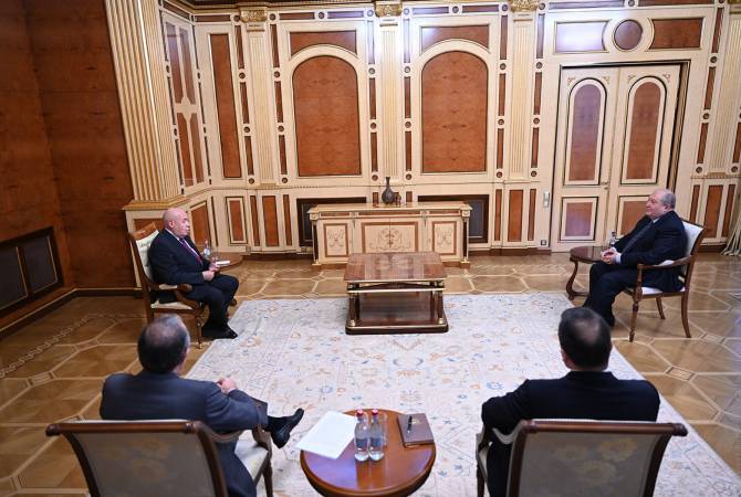 Armenian President, Putin’s special envoy discuss intensification of cooperation in science, 
education fields
