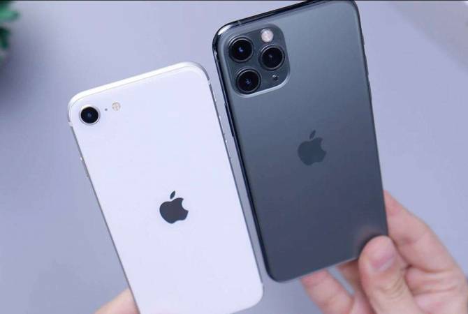 Apple сняла с продажи две модели iPhone после презентации