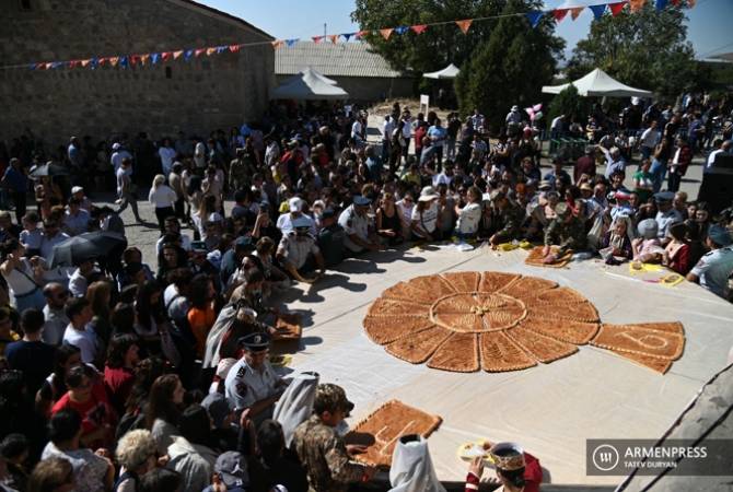 Состоялся традиционный Фестиваль гаты  в Вайоц Дзоре, в приграничном селе 
Хачик: гости влюбляются в село