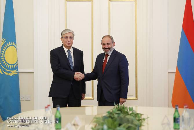 Президент Казахстана поздравил премьер-министра Армении с Днем Независимости

