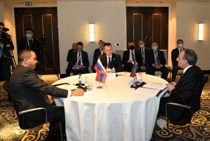 На встрече с российским и азербайджанским коллегами генпрокурор Армении подчеркнул 
важность возвращения пленных 

