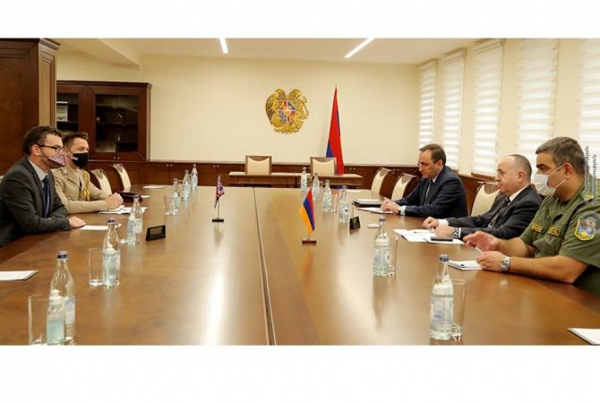 Armenian Defense Minister, UK Ambassador discuss regional security issues