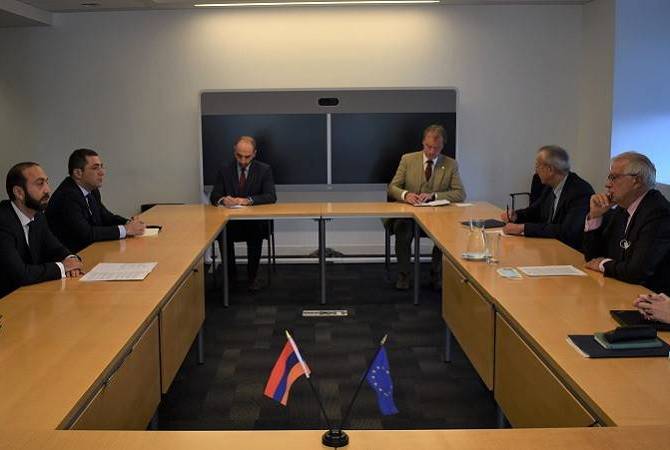 Ermenistan Dışişleri Bakanı Mirzoyan, AB Yüksek Temsilcisi Borrell ile bir araya geldi