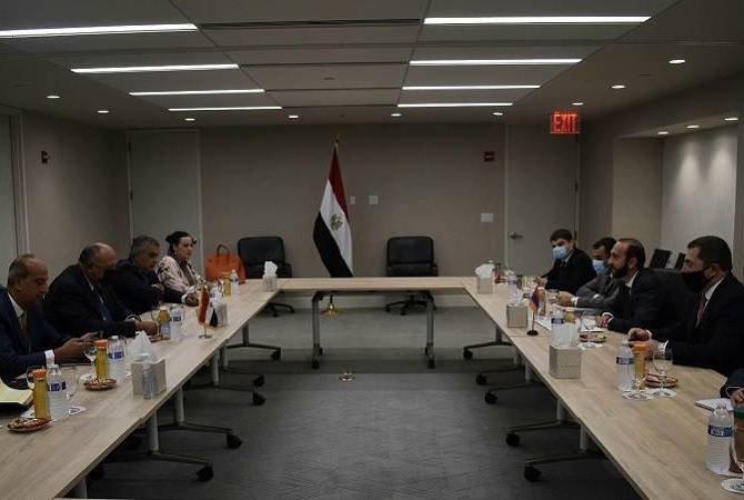 Главы МИД Армении и Египта отметили важность  активизации политического диалога 
между двумя странами   

 