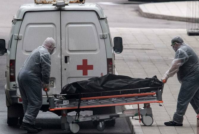 В России зарегистрировали новый максимум смертей от коронавируса

