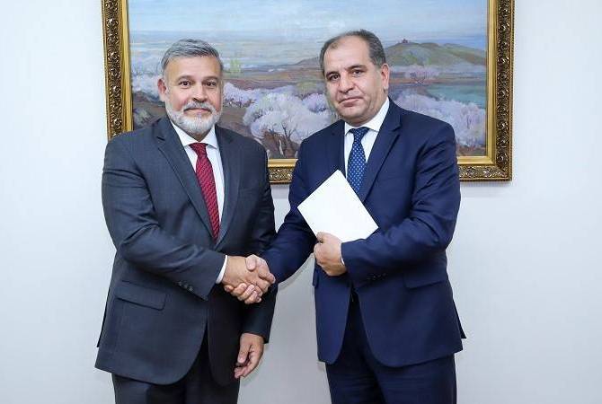 Newly appointed Ambassador of Peru delivers copies of credentials to Deputy FM of Armenia
