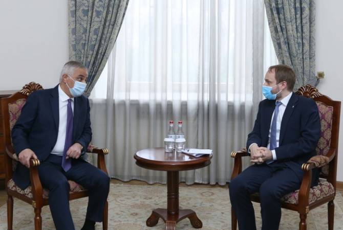 Arménský vicepremiér přijal českého ministra zahraničí