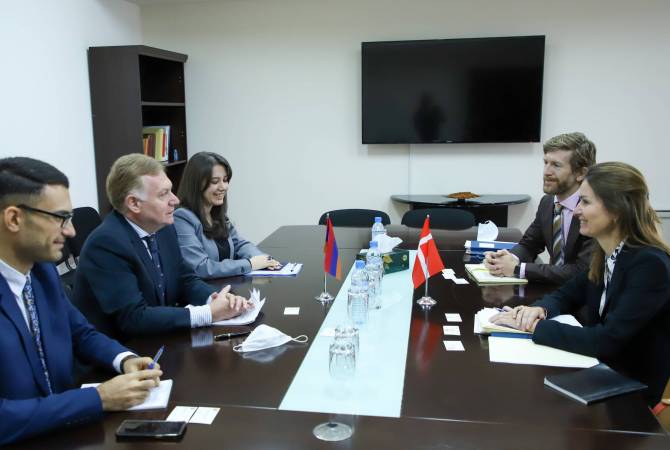 Состоялись политические консультации между министерствами иностранных дел Дании и 
Армении

 