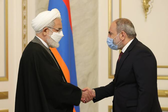 Ermenistan Başbakanı, İran İslam Cumhuriyeti Başsavcısı Mohammad Jafar Montazeri'yi kabul 
etti

