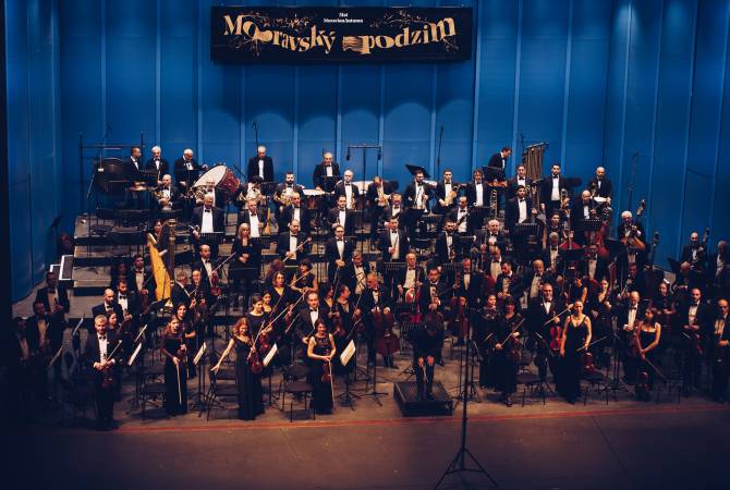 Ազգային ֆիլհարմոնիկ նվագախումբը փայլուն է հանդես եկել Չեխիայի «Մորավյան 
աշուն» փառատոնում