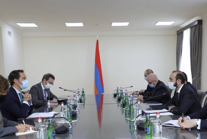 Глава МИД Армении встретился со специальным представителем генсека НАТО на Кавказе 
и в Центральной Азии

