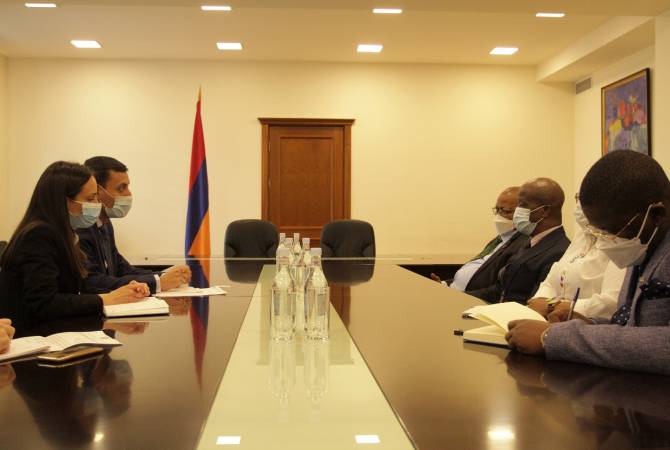 Artur Martirosyan, Sierra Leone Cumhuriyeti'nin Ermenistan Büyükelçisi’ni kabul etti
