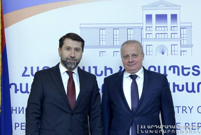 Министр юстиции Армении и посол РФ обсудили повестку сотрудничества

