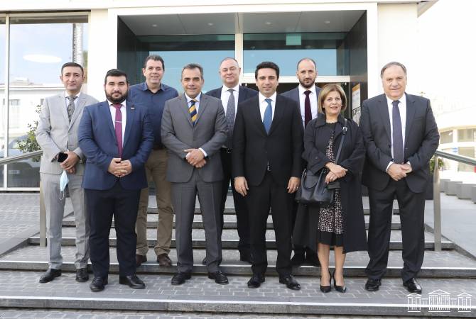 La délégation dirigée par le Président de l’AN Alen Simonyan a rencontré le maire de Nicosie