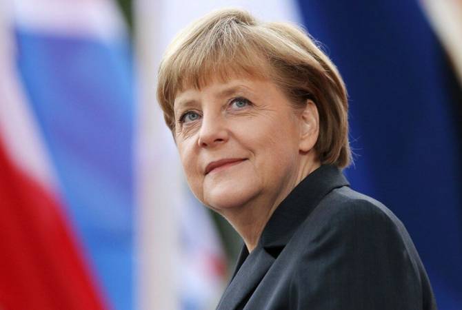 Президент ФРГ попросил Меркель исполнять обязанности канцлера до формирования 
кабмина