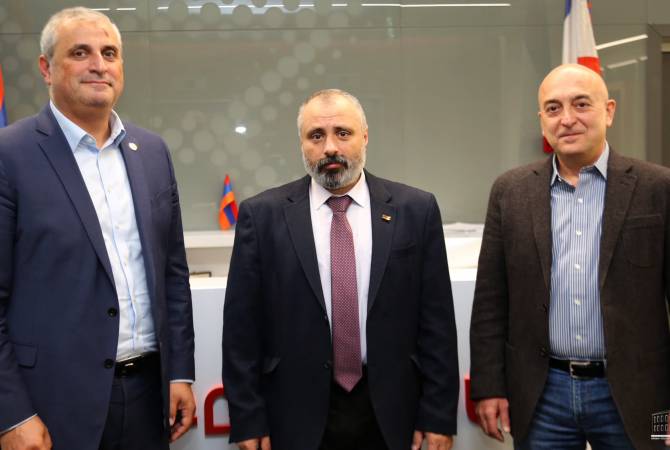 Artsakh’s FM David Babayan visits AGBU Office