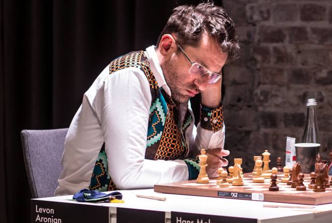 Aronian ile Hovhannisyan, Grand Swiss Turnuvası'nın 2. turunda kazandı