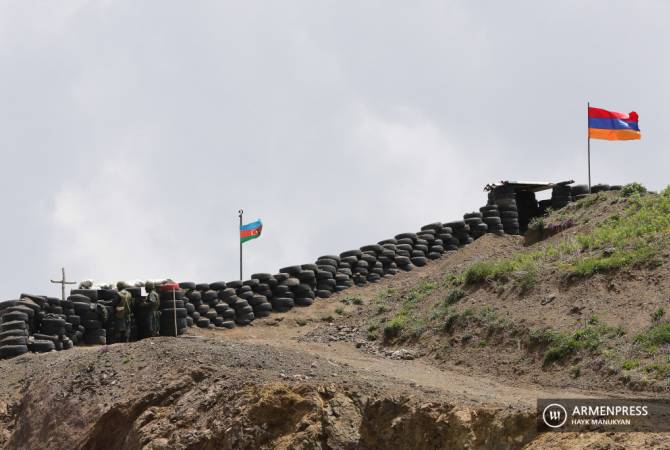 Призыв выступить с инициативой отправки наблюдательской миссии ОДКБ на армяно-
азербайджанской границе


