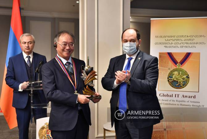 ՏՏ ոլորտում համաշխարհային ներդրման համար 2020 թ. ՀՀ պետական մրցանակը 
շնորհվեց «Սինոփսիս» ընկերության նախագահին