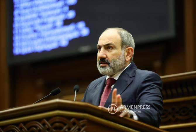 Нужно понимать, что не существует проармянского или проазербайджанского решения: 
Пашинян


