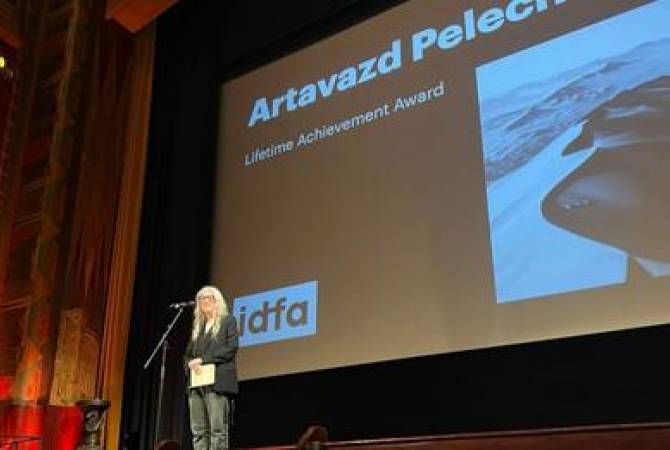 Le cinéaste légendaire Artavazd Peleshyan reçoit le « Lifetime Achievement Award » à 
Amsterdam