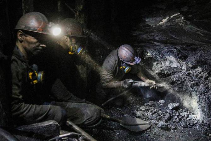 В шахте в Кузбассе произошло задымление, пострадали 15 человек


