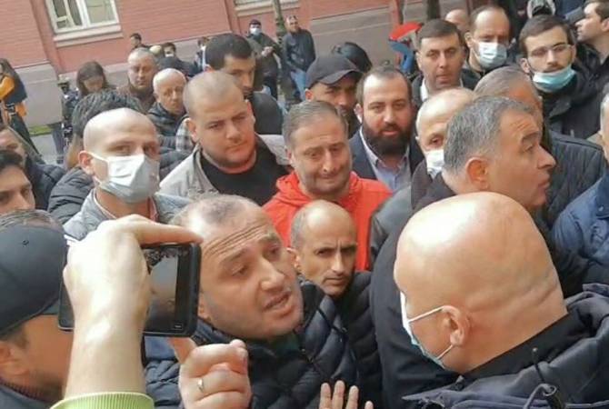 Во время беспорядков в Батуми и Зугдиди задержаны шесть человек - МВД Грузии
