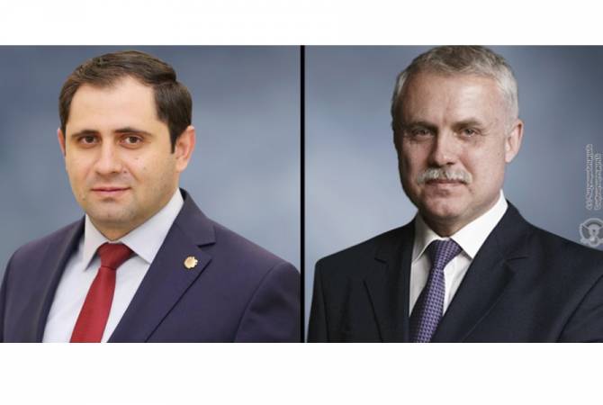 Генсек ОДКБ поздравил министра обороны Армении

