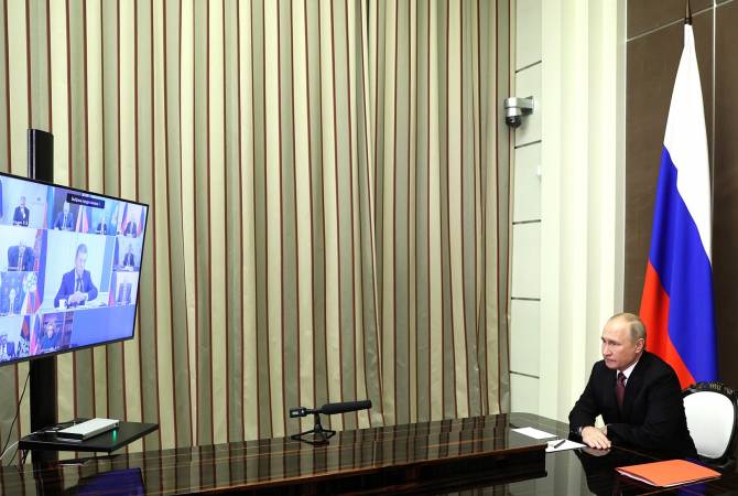 Путин представил результаты встречи с Пашиняном и Алиевым на заседании Совета 
безопасности 