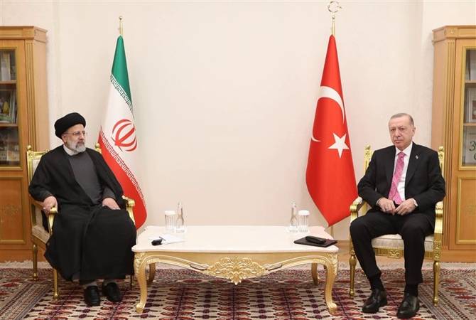 Иран, Россия и Турция могут поддерживать безопасность в регионе при сотрудничестве с другими странами региона: Эрдоган