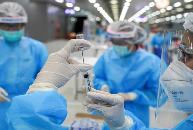 В Японии подтвердили первый случай заражения омикрон-штаммом

