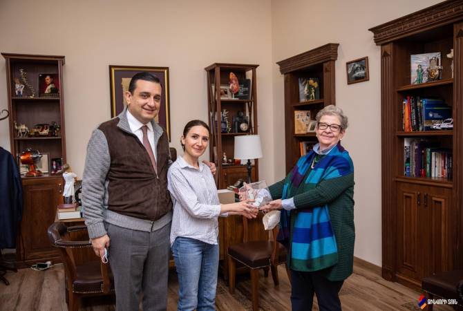 Посол ЕС в Армении посетила Дом воина