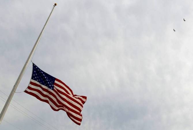В США приспустят флаги в память об умершем сенаторе Бобе Доуле
