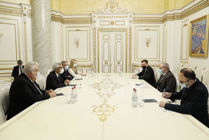 Armenian PM receives IFRC Secretary General