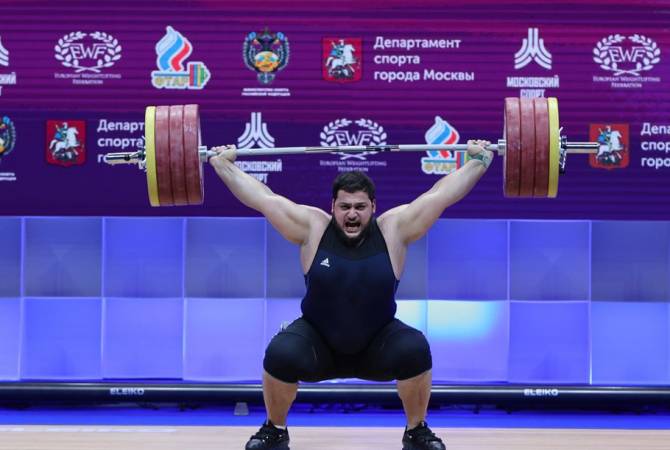 Ermeni Halterci Varazdat Lalayan Dünya Şampiyonası'nda gümüş, Gor Minasyan ise bronz 
madalya kazandı