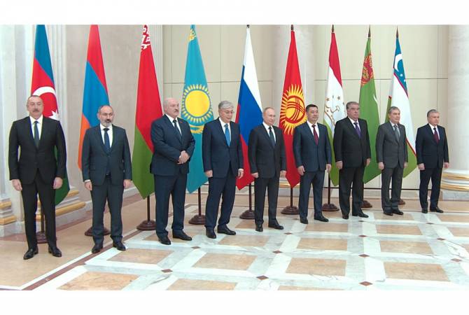 Le sommet informel de la CEI s'ouvre en Russie