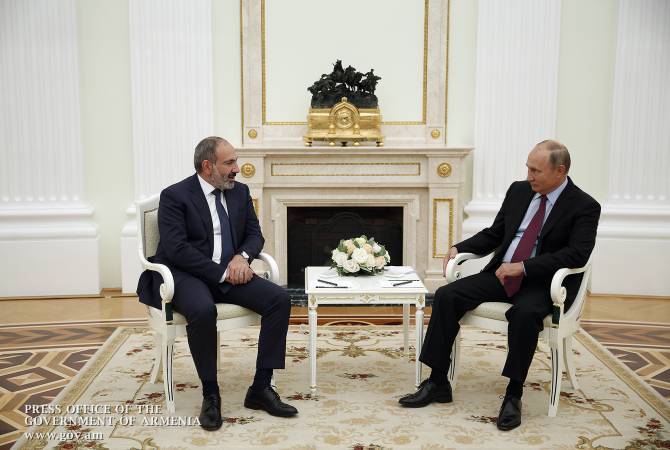 Никол Пашинян и Владимир Путин обсудили ситуацию в Казахстане

