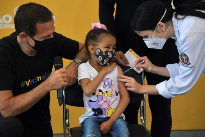 В Бразилии началась вакцинация детей в возрасте 5-11 лет