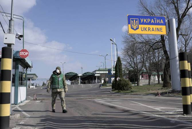 Ուկրաինայի ազգային գվարդիան Դոնբասում Ադրբեջանից երկու ապօրինի ներգաղթյալի 
է ձերբակալել