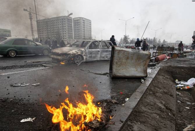 Число задержанных в Алма-Ате участников незаконных акций возросло до 2,6 тыс.
