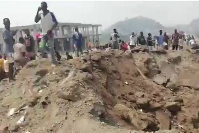 При взрыве грузовика в Гане погибли не менее 17 человек

