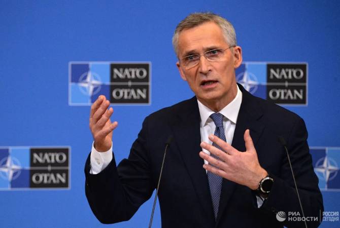 НАТО готова обсуждать контроль над вооружениями: Столтенберг

