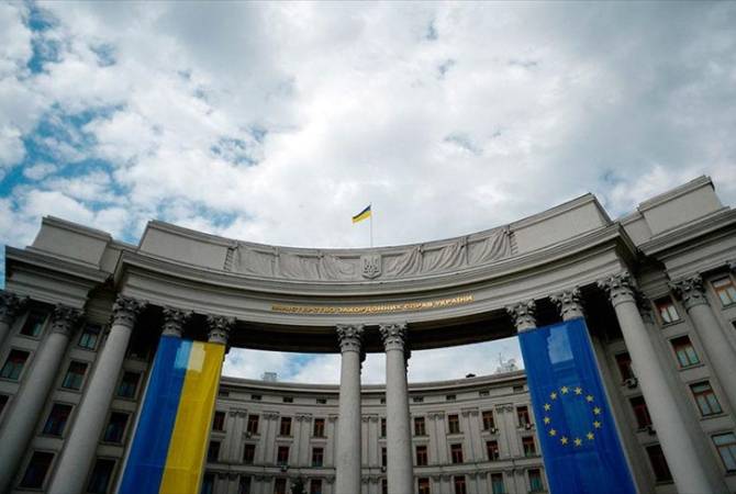 Делегация Европарламента отправится на Украину "для сбора информации по кризису"

