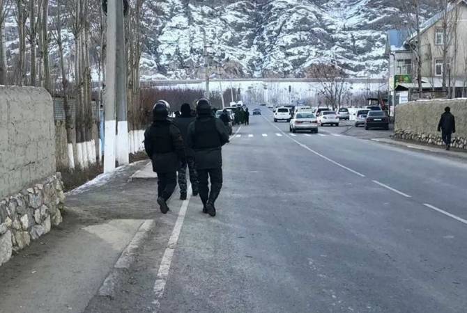 Киргизия заявила о прекращении огня на границе с таджикской стороны

