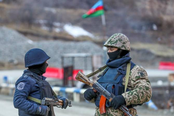 В районе Карвачара из-за снежной бури заблудились азербайджанские военнослужащие 