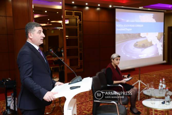 Armenia briefs diplomatic corps on details of Sisian-Kajaran road construction project 