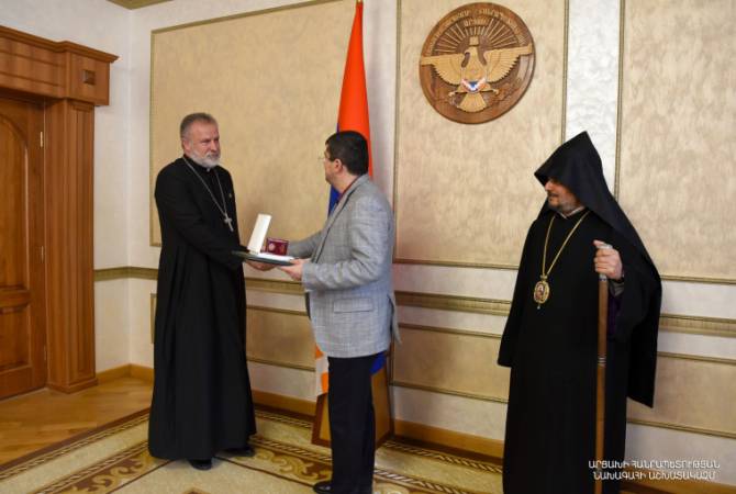 President of Artsakh hands over “Mesrop Mashtots” Order to Pastor of Martakert region Father 
Hovhannes Hovhannisyan